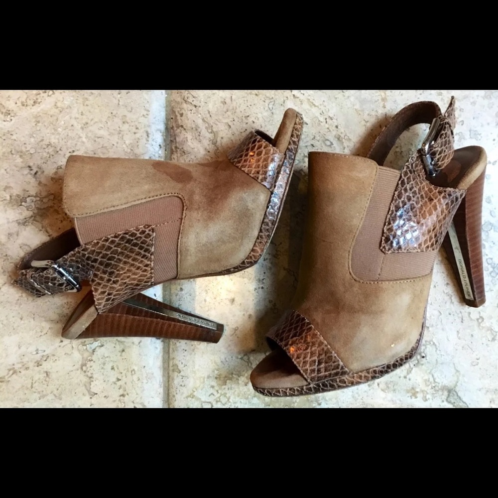 Donald Pliner Couture Peep Toe Heels